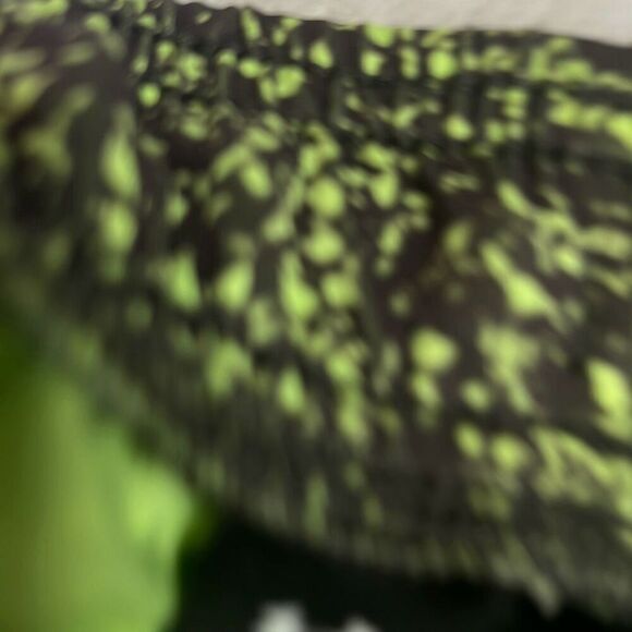 Under Armour Loose fit UA 9" Stretch Printed Training Shorts NWT Men's 2XL - Picture 5 of 7